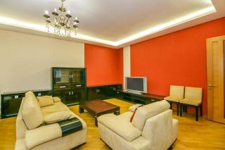 Red Apartment Vip City Center - Bakoe - 0