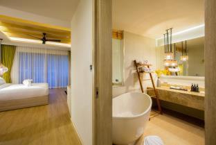 Mandarava Resort and Spa, Karon Beach - Strand Karon - 1