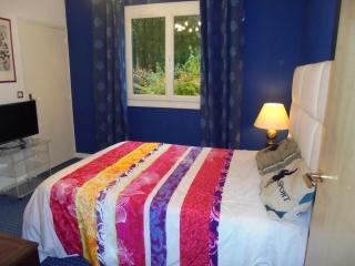 propriete avec piscine interieure et sauna - 3