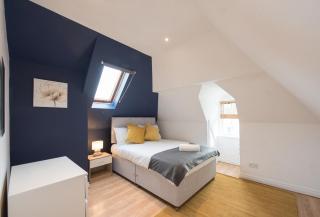 Colchester Town Duplex Apartment - 6