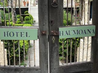 Hotel Haumoana - 0