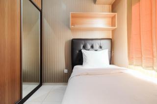 Relaxing 2BR Apartment at The Springlake Summarecon By Travelio - Bekasi - 3