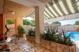 Beautiful villa Esperanza with private pool near the beach - Pula - 2