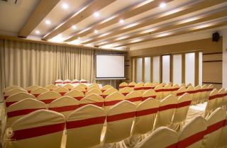 KPM TRIPENTA HOTEL - Kozhikode - 2