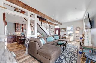 Mermaid Manor - Fort Bragg - 5