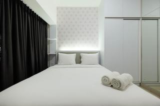 Modern White Studio at Springlake Summarecon Bekasi Apartment By Travelio - 0