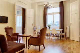 4BR , 3BHR with AC at the OPERA - 0