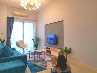 Sunset Seaview Vacation Condos @ IMAGO Shopping Mall - 2