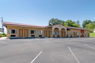 Econo Lodge Inn & Suites - Fort Oglethorpe - 7