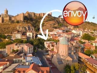 Envoy Hostel and Tours - Tbilisi - 0