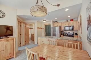 TX312 Taylors Crossing Condo - 4