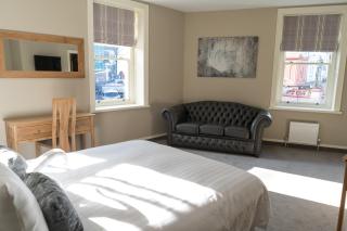 Tredegar Arms Hotel - Tredegar - 0