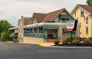 Simmons Motel and Suites - Hershey - 0