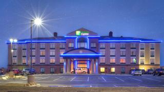 Holiday Inn Express Wichita South by IHG - Wichita - 0