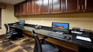 Holiday Inn Express and Suites Great Falls by IHG - Great Falls - 4
