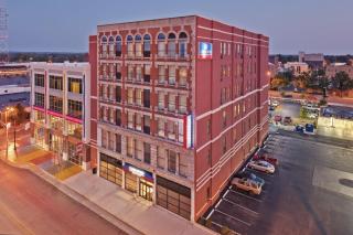 Candlewood Suites Terre Haute by IHG - 7