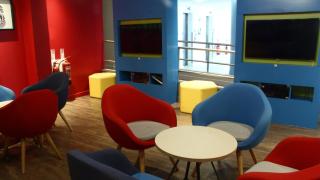 Holiday Inn Express London Stansted Airport by IHG - Stansted Mountfitchet - 2