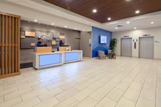Holiday Inn Express Los Angeles LAX Airport by IHG - Los Angeles - 3
