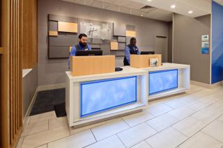 Holiday Inn Express Los Angeles LAX Airport by IHG - Los Angeles - 4