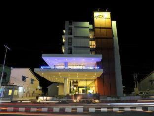 Aston Ketapang City Hotel - Ketapang - 1