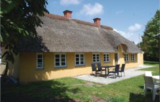 Three-Bedroom Holiday Home In Blavand - Blåvand - 2