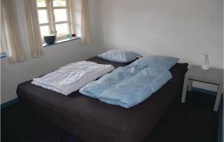 Three-Bedroom Holiday Home In Blavand - Blåvand - 1