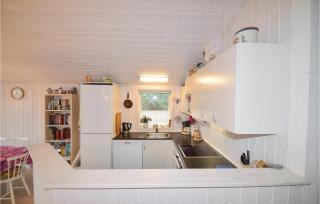 Two-Bedroom Holiday Home In Borre - Borre - 1
