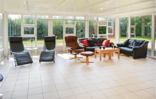 Four-Bedroom Holiday Home In Ribe - Mandø By - 1