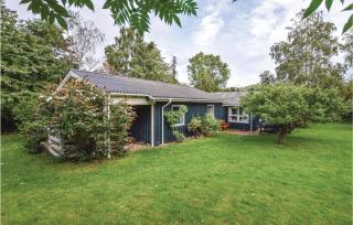 Four-Bedroom Holiday Home In Farevejle - 0