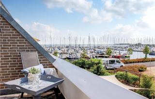 Gorgeous Apartment In Bruinisse - 0