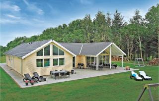 Amazing Home In Glesborg With Sauna - Fjellerup Strand - 9