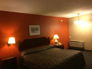 Red Carpet Inn - Hot Springs - 9