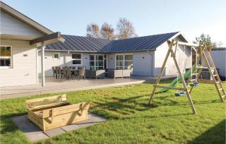 5 Bedroom Amazing Home In Ebeltoft - 9