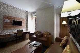 Puri Saron Denpasar Hotel - Denpasar - 7