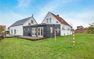 Ten-Bedroom Holiday Home In Glesborg - Glesborg - 0