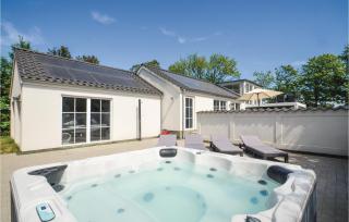 Four-Bedroom Holiday Home In Vaggerlose - Marielyst - 8
