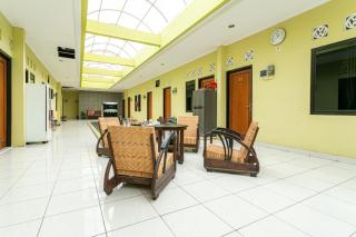 RedDoorz Syariah near Assalaam - UMS - Solo - 7