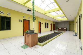 RedDoorz Syariah near Assalaam - UMS - Solo - 8