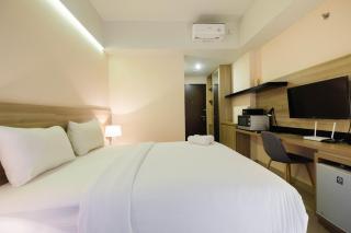 Fully Furnished Studio No Kitchen Apartment at Mustika Golf Residence By Travelio - Bekasi - 9