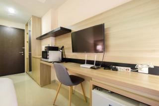Fully Furnished Studio No Kitchen Apartment at Mustika Golf Residence By Travelio - Bekasi - 3