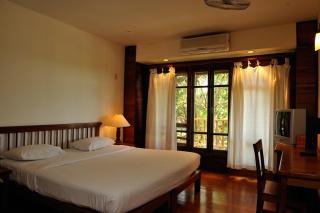 Riverhouse-The Teak House - Mae Sariang - 6