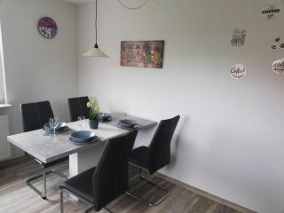 Ferienwohnung Christiane - neue, moderne Ferienwohnung mit Blick ins Grüne - Ober-Abtsteinach - 6