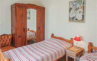 2 Bedroom Gorgeous Home In Serignan - 3