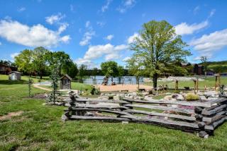 Chalets Resort LAKEFRONT Cottage Free Amenities Amazing views Kayaks 2 Pools - Lampe - 8
