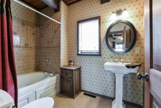 PRIVATE Lakefront Cabin HOT TUB Pool Table WIFI Amazing VIEW Close to Branson - 5