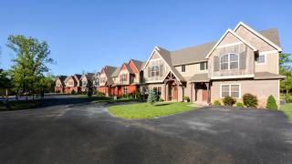 Chalets Resort Luxury Lakefront Chalet Family Friendly 2 Pools Free Amenities - Lampe - 8