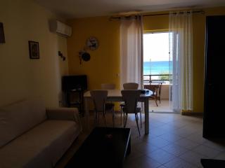 Located in one of the most beautiful sandy in Corfu , in Glyfada Beach .... - 0