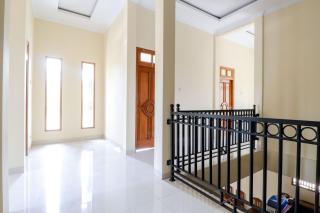 Dewisri Homestay - Yogyakarta - 6