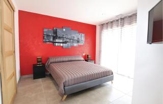 Stunning Home In Monteux - Monteux - 3