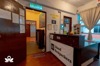 Island Backpackers - Semporna - 6